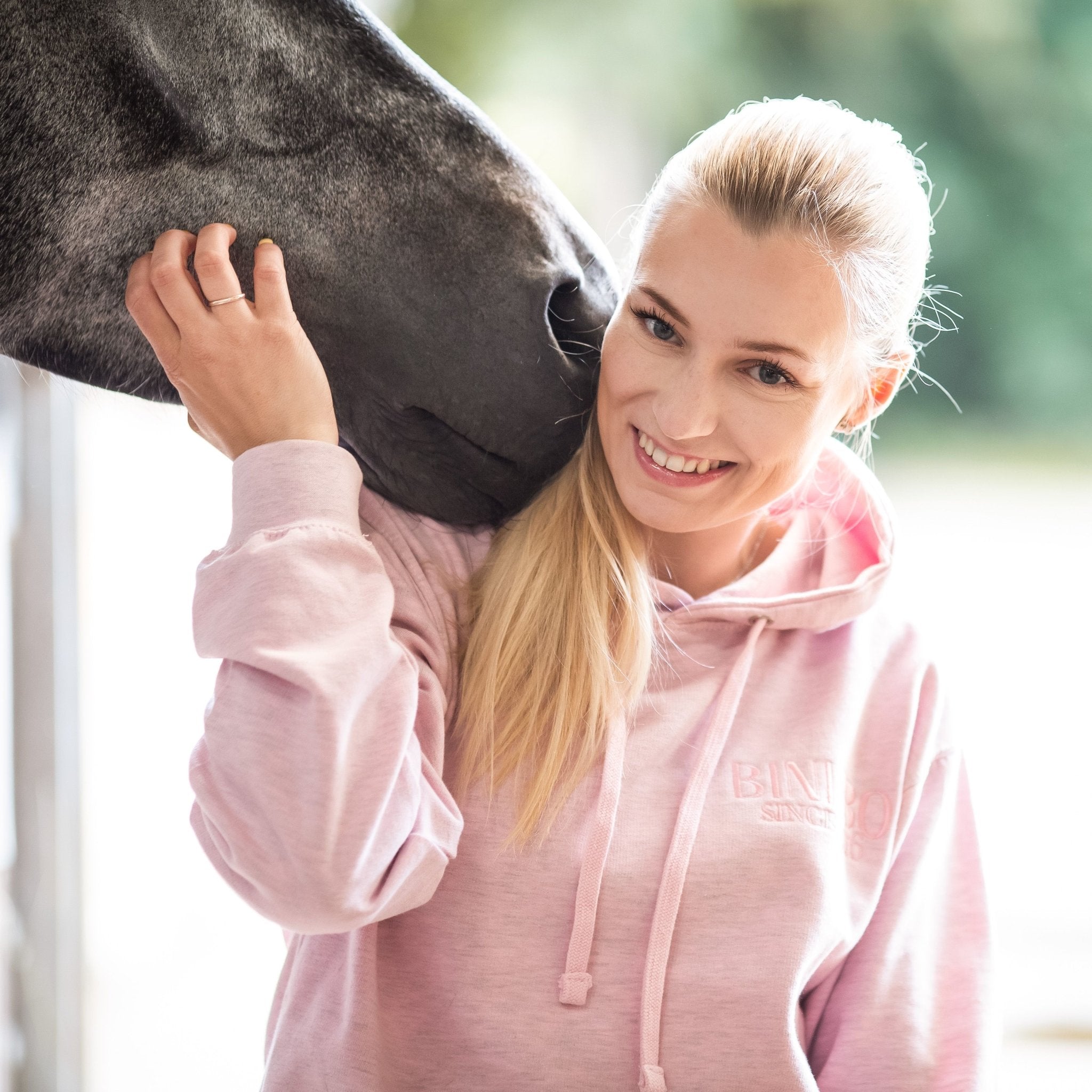 Hoodie light pink Biniebo